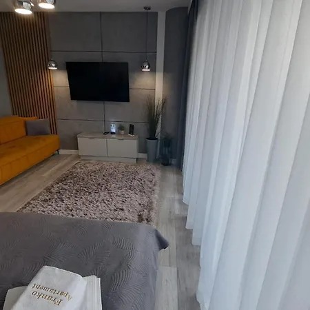 Franko - Hanza Tower Apartmán *